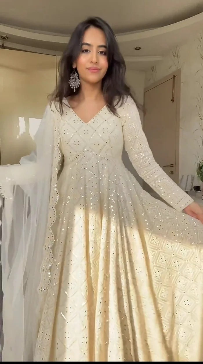 Aniska Lakhnavi Embroidered Work Anarkali Suit Set